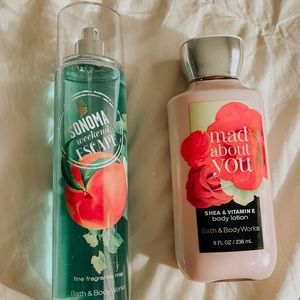 BATH AND BODY WORKS SET